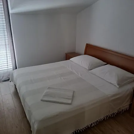 Kuzma Apartament *