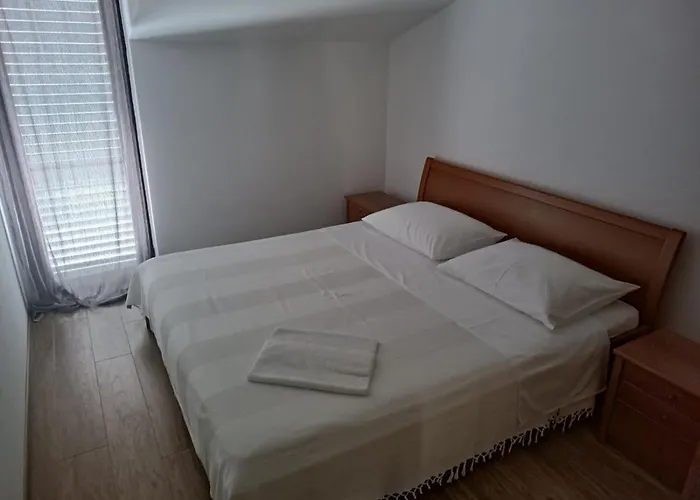 Kuzma Apartment *