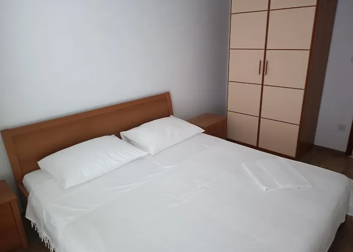 Kuzma Apartment *