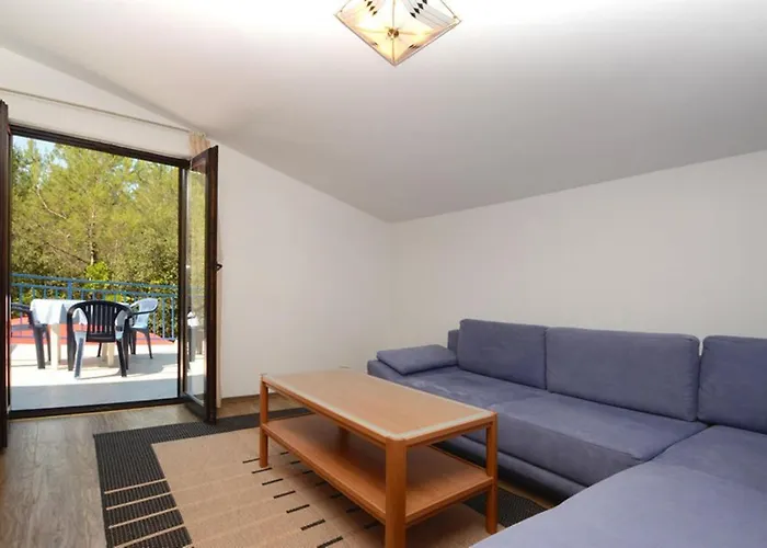 Kuzma Apartment