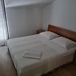 Kuzma Lejlighed *