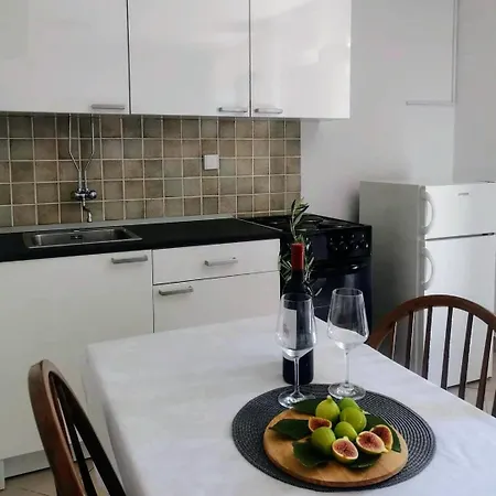 Kuzma プリグラディサ