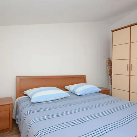 アパート Kuzma プリグラディサ