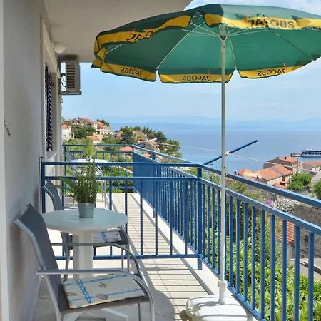 Kuzma Apartment Prigradica